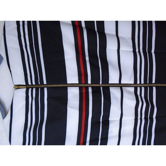 db Womens Dress Black White Red Horizontal Stripe Sz 12 Stunning - Picture 7 of 7